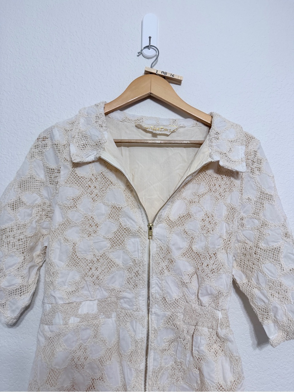 Jen’s Pirate Booty - Free People 100% cotton White Eyelet Romper medium - Picture 7 of 15
